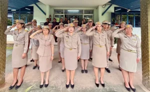 สศท.2 จัดกิจกรรมเคารพธงชาติ และร้องเพลงชาติไทย เนื่องในวันพระราชทานธงชาติไทย 28 กันยายน